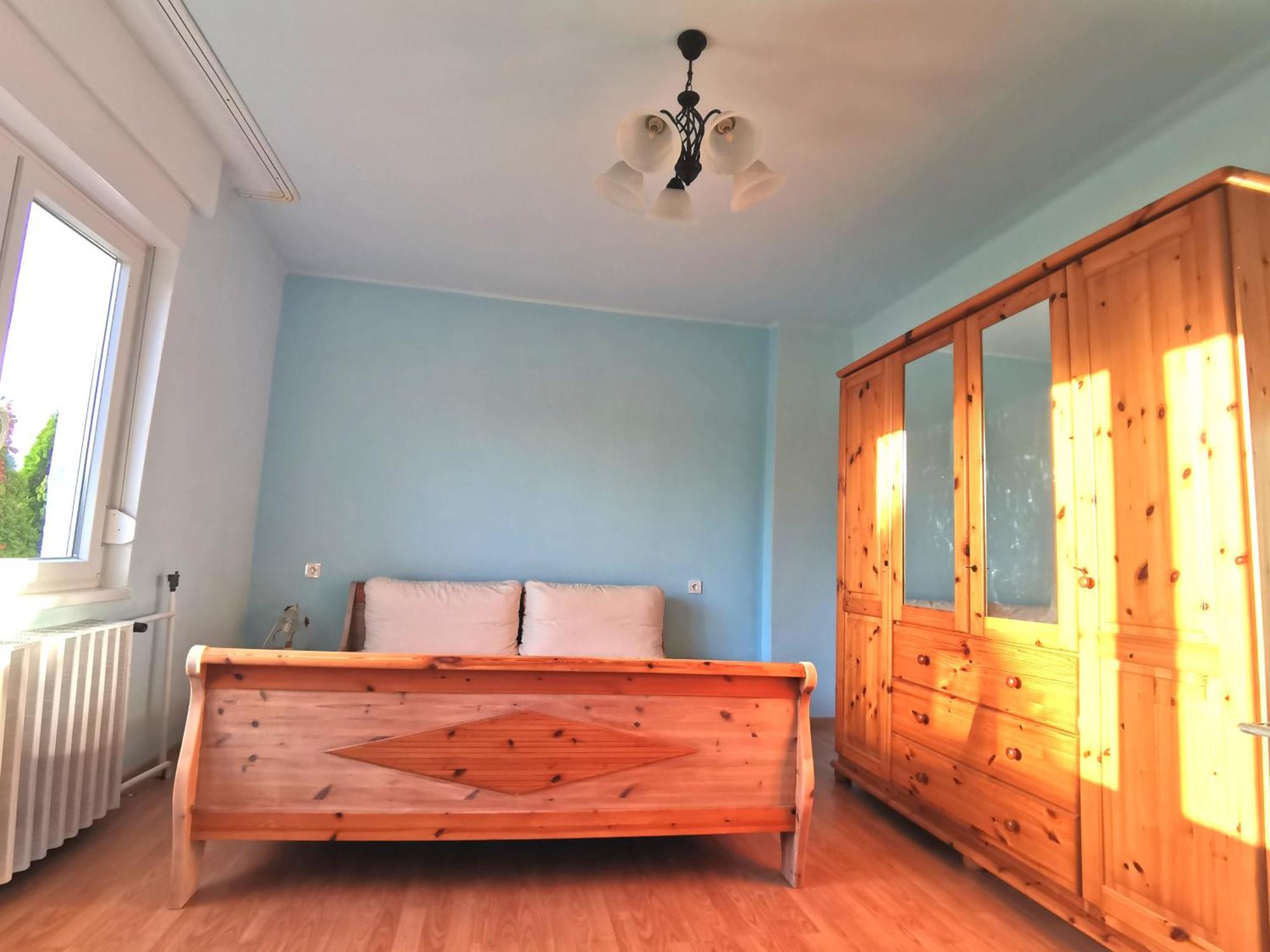 Grosses Ferienhaus Plattensee Balaton - Nyaralo Haz 6 Szobaval, 5 Fuerdoszobaval, 3000 Nm Apartment Szolad Екстериор снимка